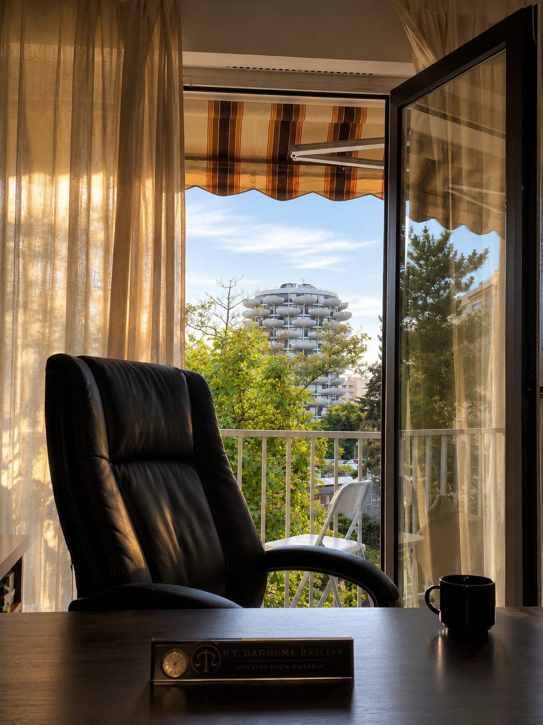 Bureau de Maître Laouini